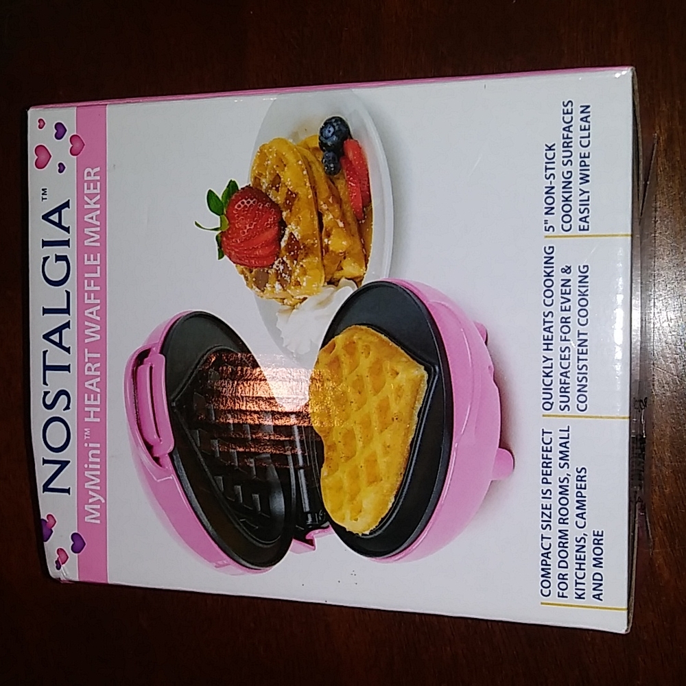 Pink Nostalgia MyMini Heart Waffle Maker